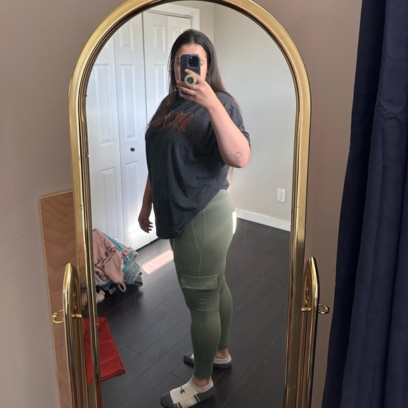 🌼3/$30 | EUC | Ladies Old Navy 3/4 Leggings - Picture 1 of 10